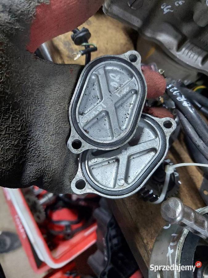 Suzuki DR 600 dr650 dekielki głowicy kontrolne Jelenia Góra