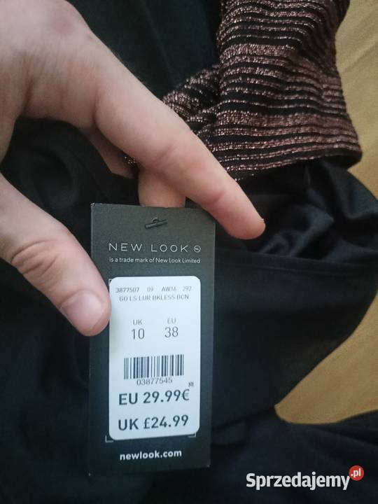 Brązowa sukienka w prążki Krzyż Wielkopolski