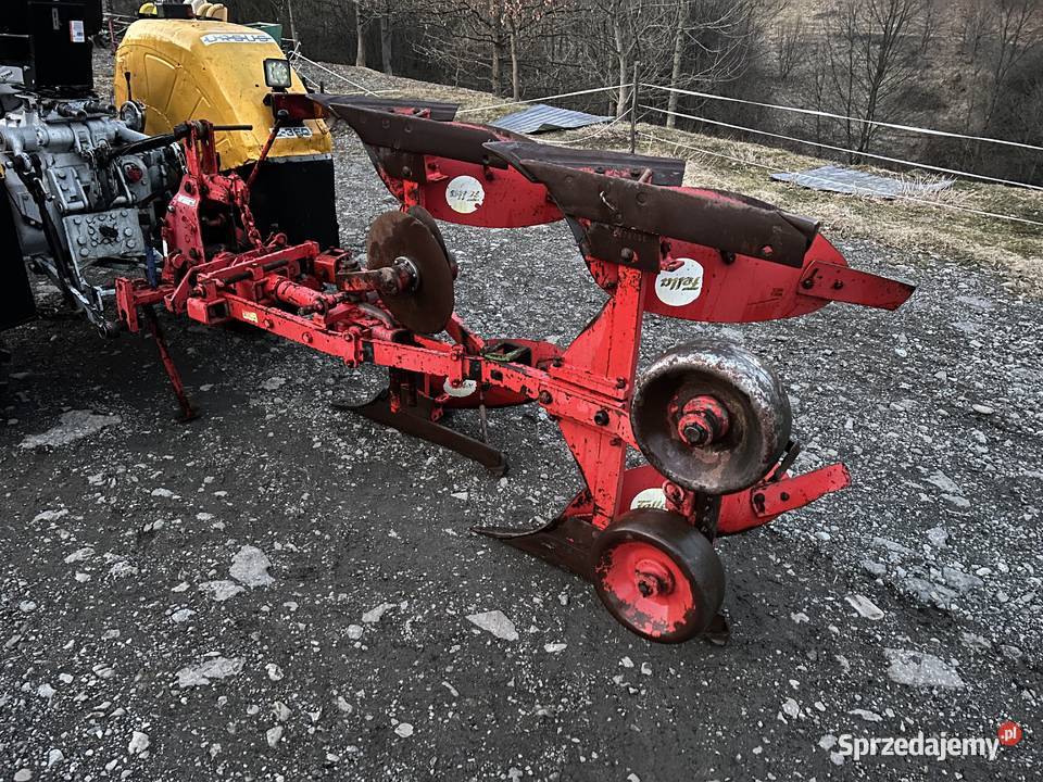 Pług do orki pług 2 skibowy obrotowy fella nieuszkodzony Pługi