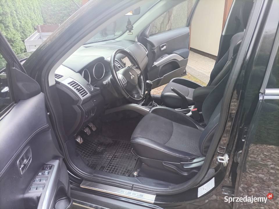 Mitsubishi Outlander Benzyna LPG salon Polska Rok produkcji 2012 Outlander Mitsubishi Rakowiska
