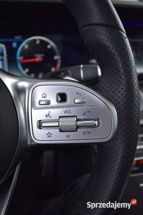 Mercedes E220d 4 matic AMG biała perła radio Komorniki