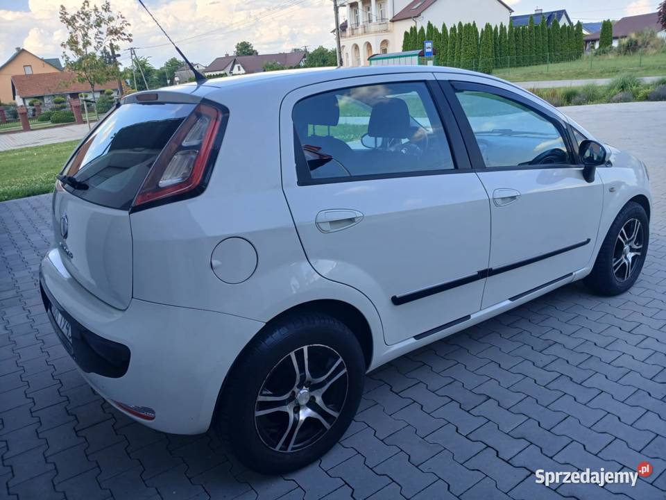 Fiat Punto EVO 2011 14 benzyna 185 Klima Okazja Przeworsk