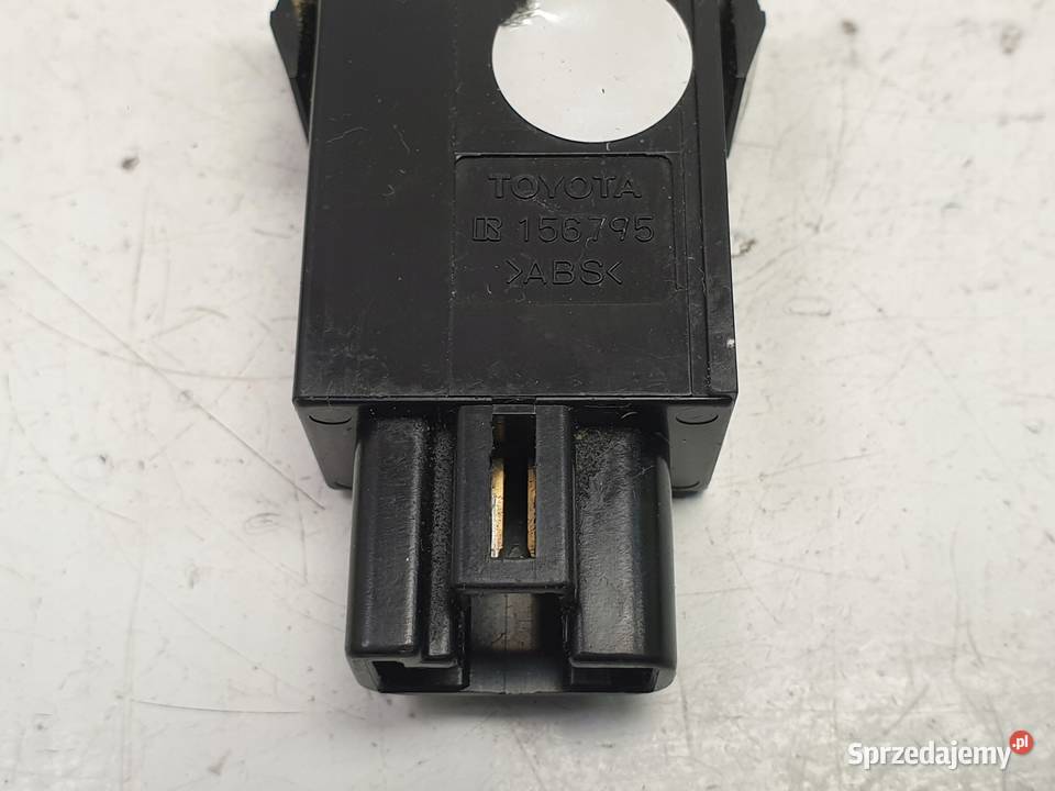 Toyota Avensis T25 PRZEŁĄCZNIK KLAPKI WLEWU osobowe Rudka