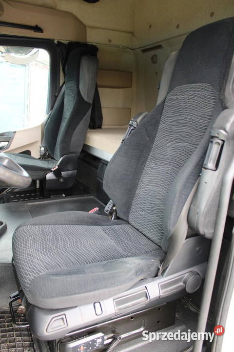 Mercedes skrzynia z tylnym dzwigiem do palet 10770kg Warszawa