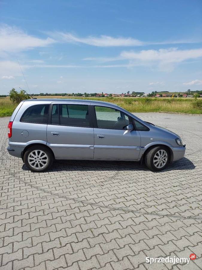 Opel Zafira 22 TDI 308000km Pińczów