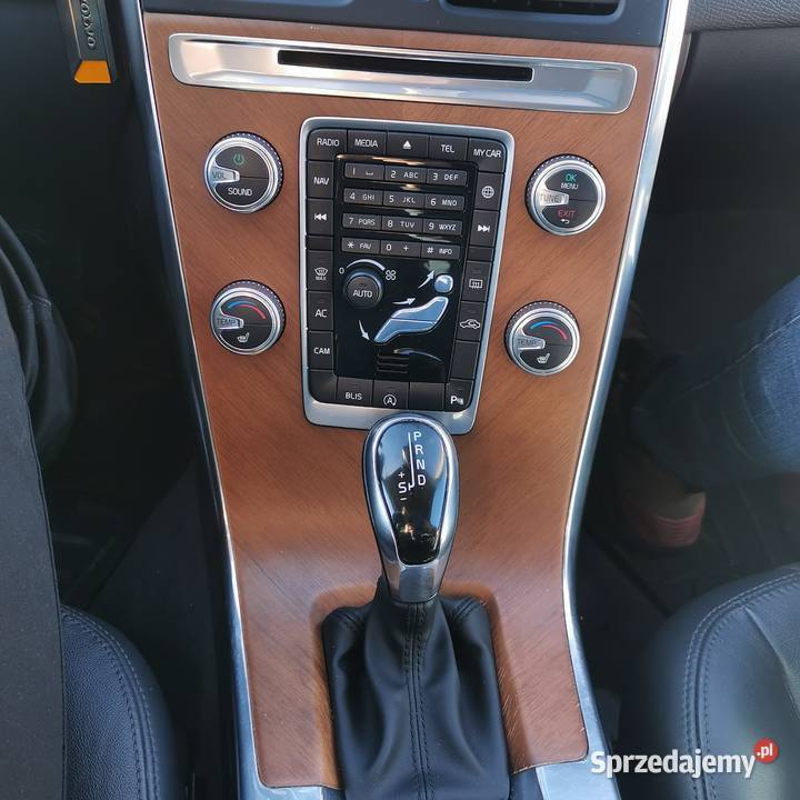 Volvo XC 60 T5 AWD 2016r 245 Inscription stan Modliborzyce