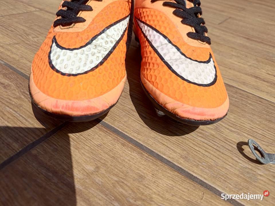 Korki Buty piłkarskie Nike Hypervenom r 41