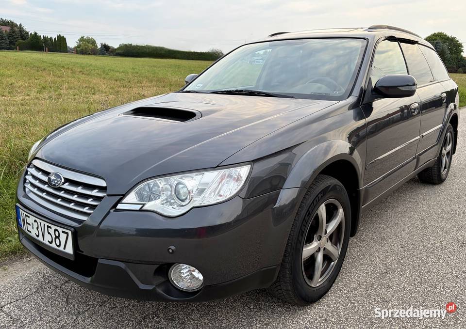 SUBARU Outback niski przebieg 183 Wyposażenie Outback Warszawa