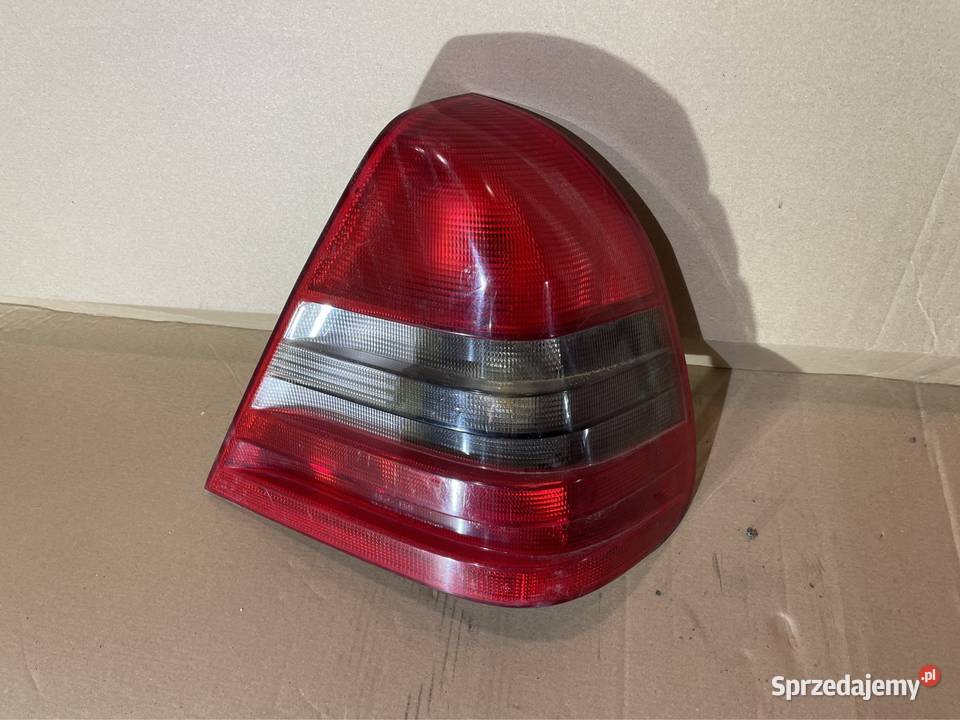 2028201064 Lampa tył tylna prawa mercedes c w202 Oświetlenie Szczecin sprzedam
