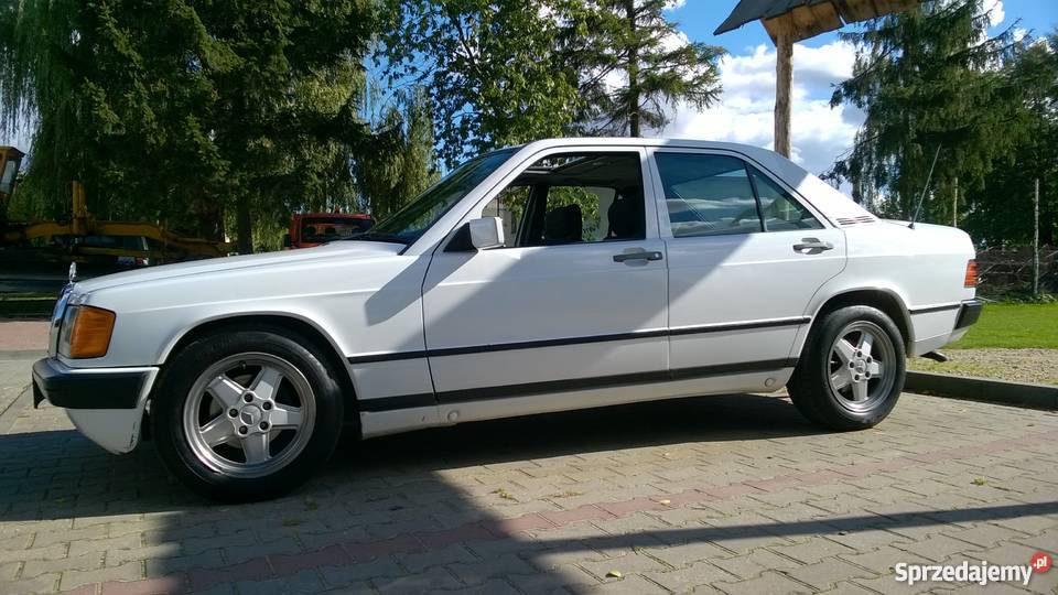 Mercedes 190 W201 1988 20 benzynalpg centralny zamek kujawsko-pomorskie Ciechocin sprzedam