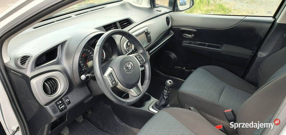 Toyota Yaris Kamera cofania6 śląskie