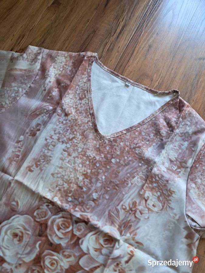 nowa bluzka rozmiar z metki 2XL ale to chyba XL Sandomierz