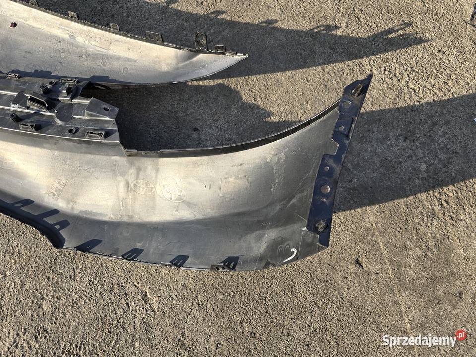 Toyota Proace atrapa górna zderzak przód szary osobowe Legnica sprzedam