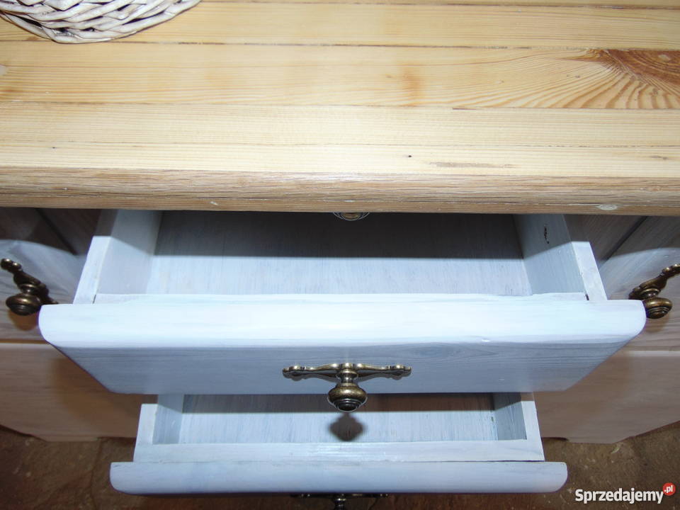 ODRESTAUROWANY finezyjny kredens bielony Piękny Meble Toruń