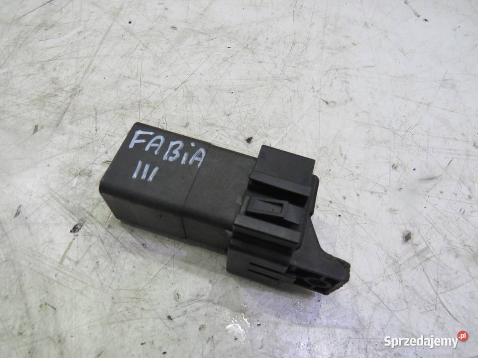 PRZEKAZNIK ŚWIEC SKODA FABIA III 14 TDI