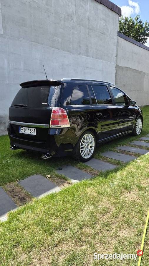 Opel Zafira B 20 Opc łódzkie