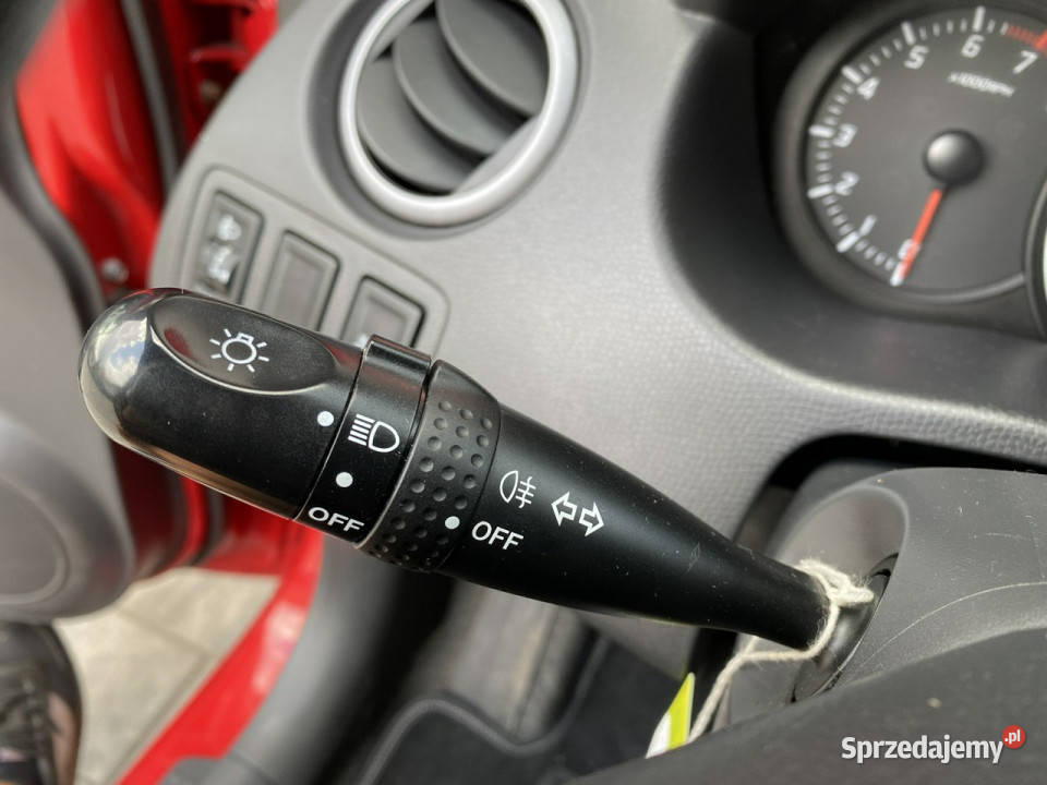 Suzuki Swift Zadbany niezawodny W STANIE IV kurtyny powietrzne Poznań