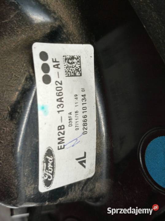 LAMPA TYŁ W KLAPĘ PRAWA EU 3M2B13A602AF Ford