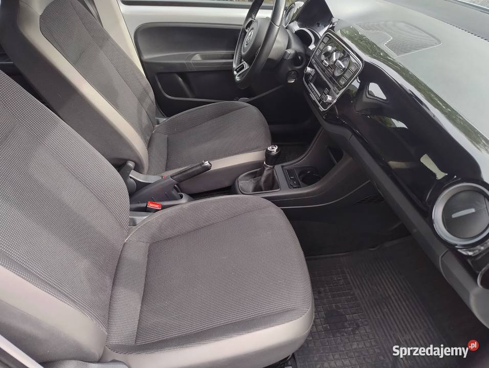 Zadbany VW up 5D z podgrzewanymi fotelami lakier metallic