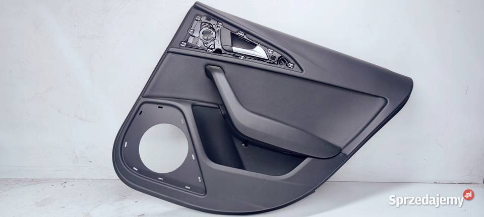 BOCZEK DRZWI P T AUDI A6 C7 4G0867306 SKÓRA 39 Przystajń