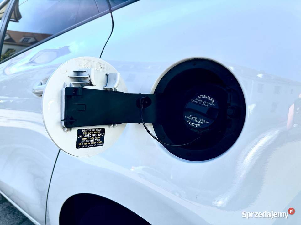 Kia Ceed 16 benzyna 135 102740 biały Zgorzelec