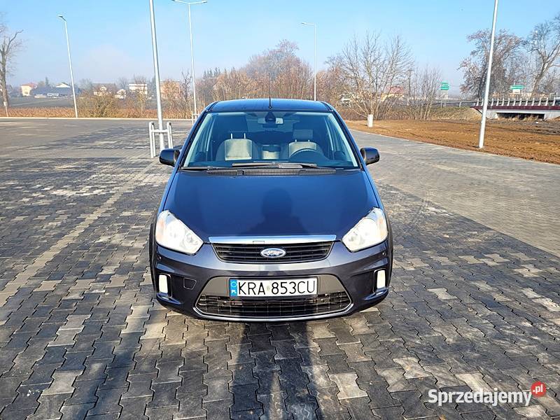 Bogata wersja wyposażenia elektrochrom. lusterka boczne Słomniki