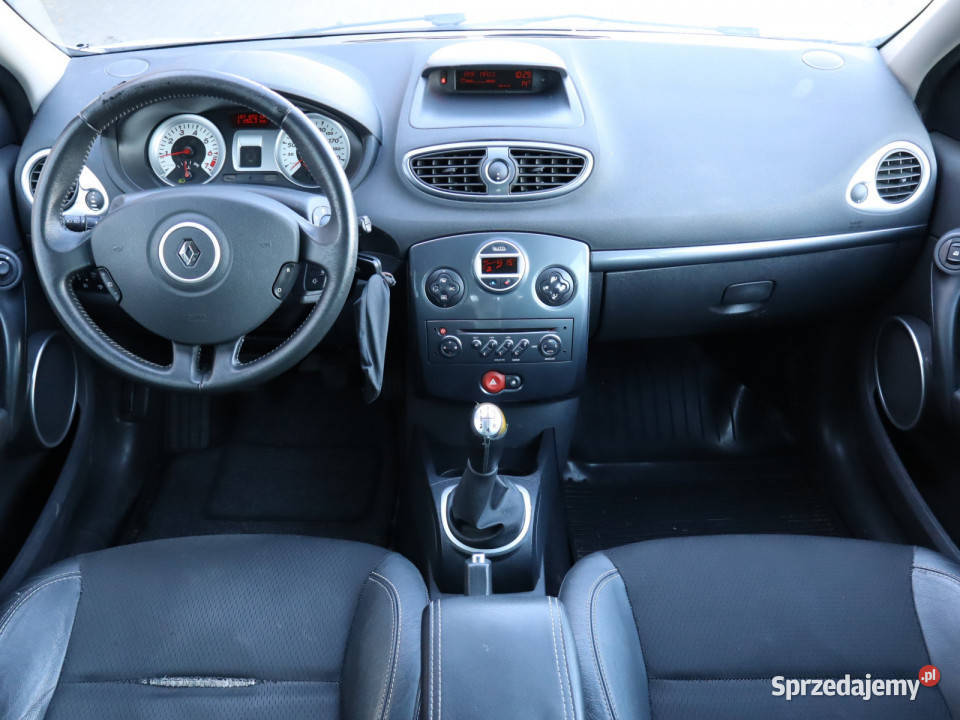 Renault Clio 12 TCe ABS Piaseczno
