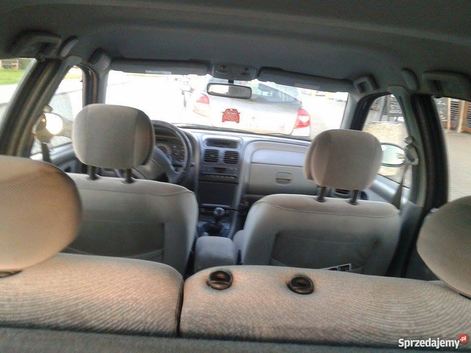 Laguna 18 LPG sekwencja Kombi 2000 stan ABS Gdynia