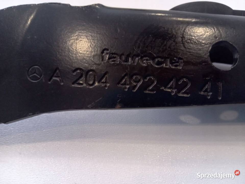 MOCOWANIE UCHWYT TŁUMIKA MERCEDES C W204 E W212