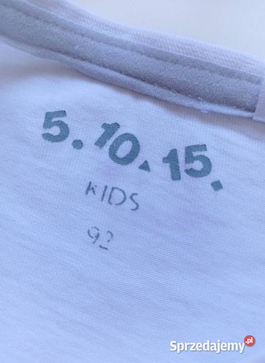 Śnieżnobiały tshirt z mieniącym serduszkiem 5 10
