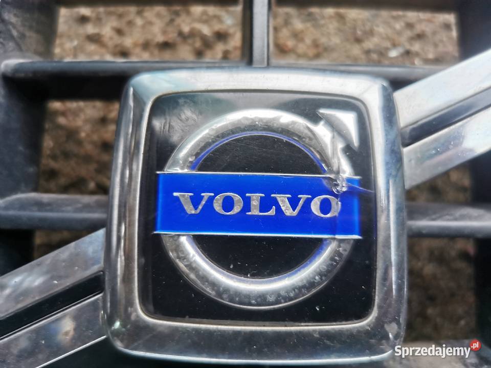 Grill atrapa chłodnicy volvo xc90 0206 8620641 Rok produkcji 2004 wielkopolskie