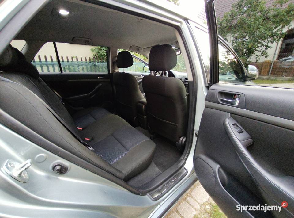 Toyota Avensis T25 18 Zalesie Górne