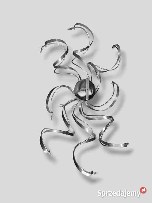 Lampa wisząca metalowa stylowa i funkcjonalna Wałcz