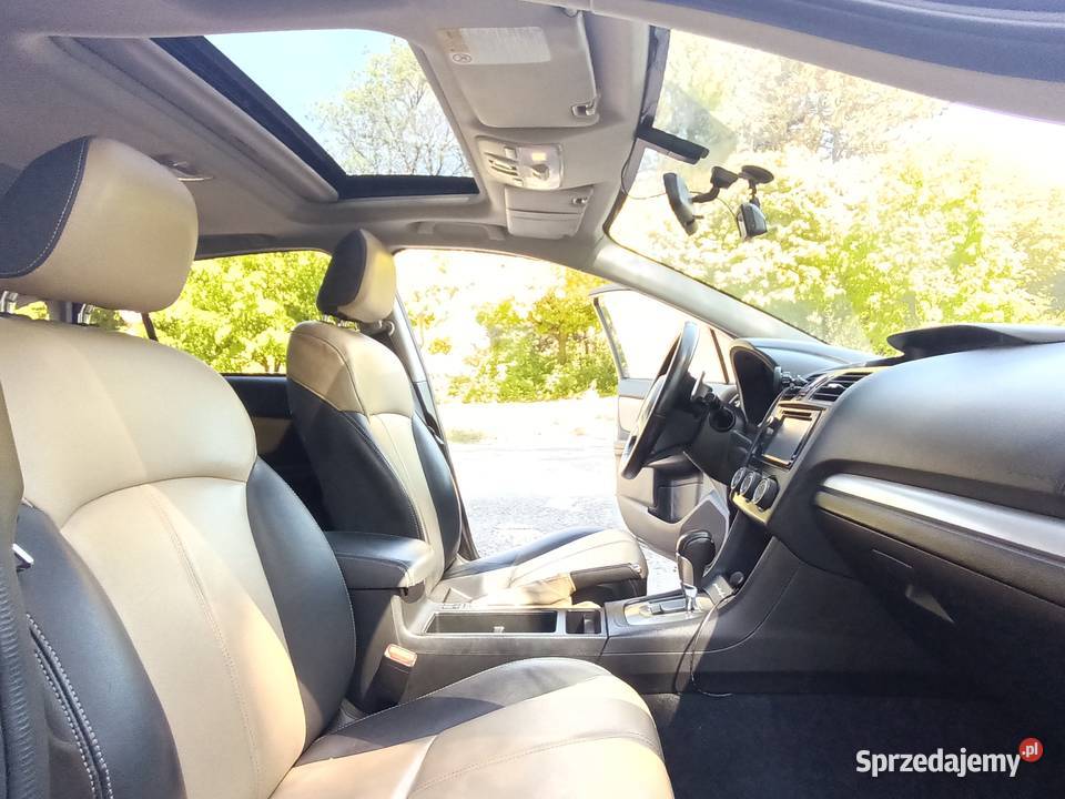 Subaru XV 20 eleganckie wnętrze w wersji automatyczna Samochody osobowe Śrem