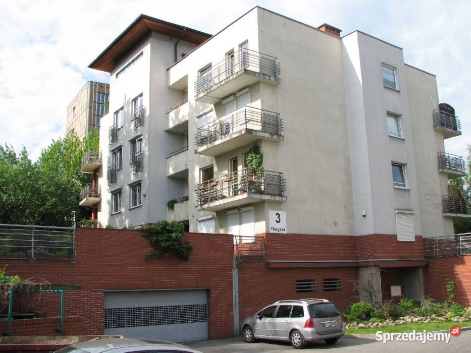 GARAŻ Fliegera miejsce postojowe w garażu Katowice