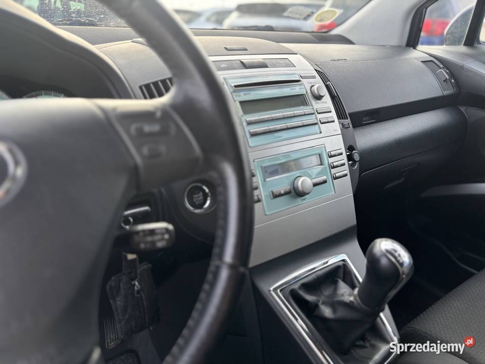Toyota Corolla Verso manualna Paniówki