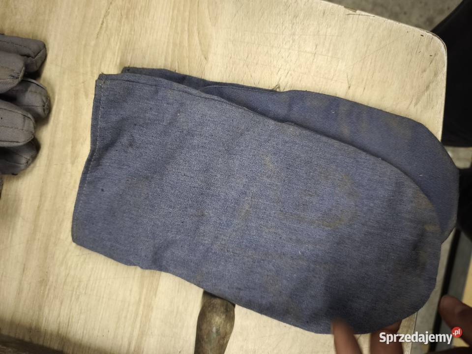 Bawełniane rękawice ochronne okresu PRL Wytwórca Kraków