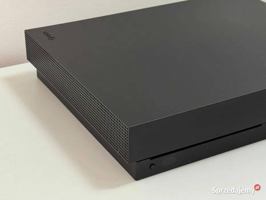 KONSOLA XBOX ONE X 1TB PAD OKABLOWANIE ZESTAW Śrem