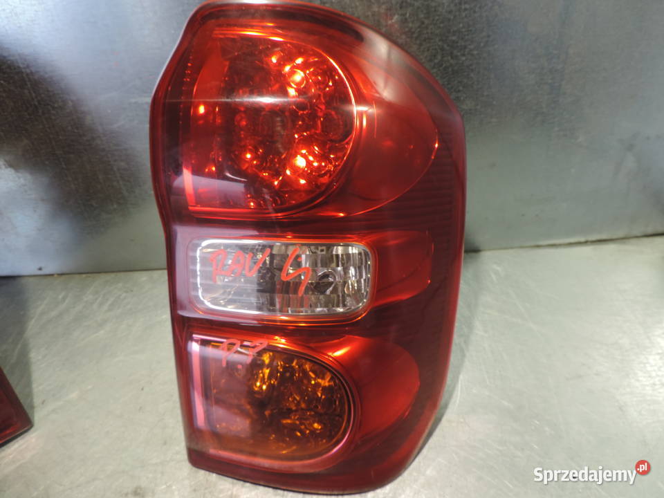 TOYOTA RAV 4 RAV4 5D FL LAMPA TYLNA PRAWA TYŁ Nowy Sącz