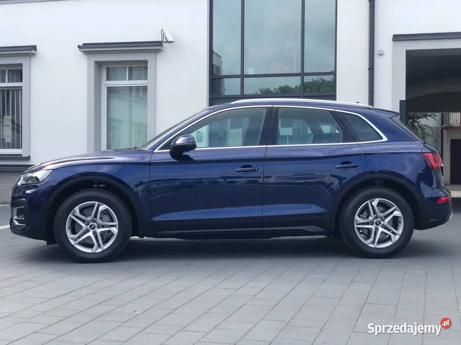 Audi Q5 lift stronic SUV wynajem długoterminowy Warszawa
