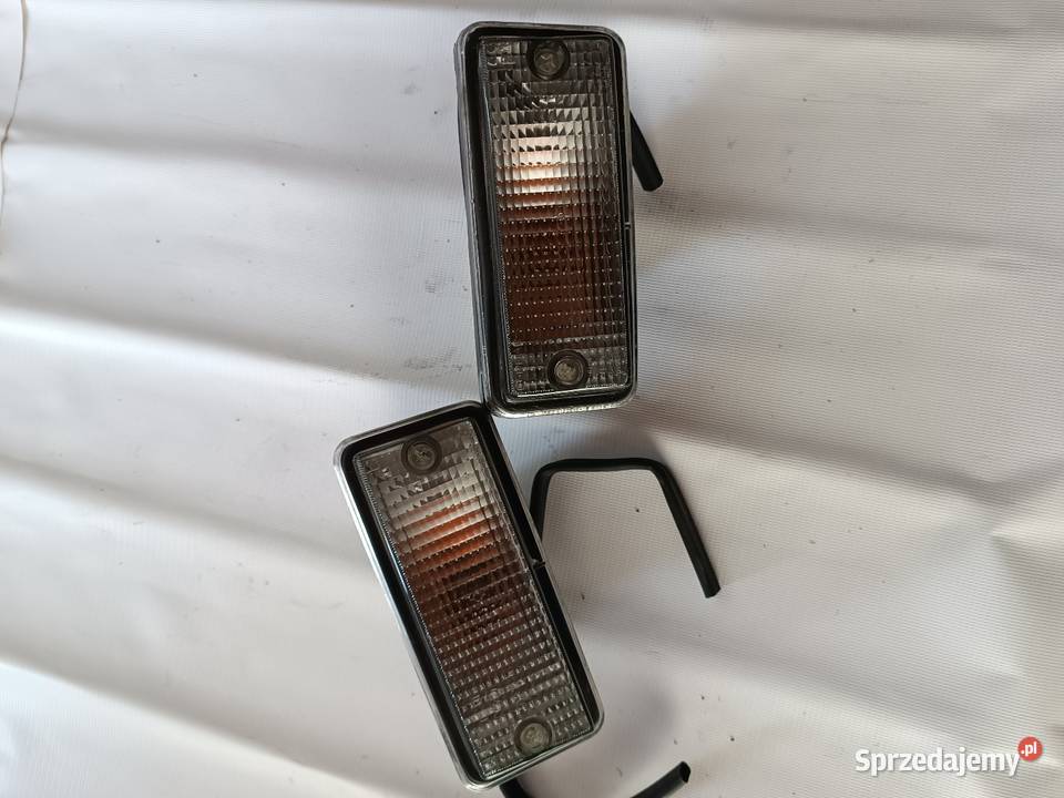 Lampy tył fiat 126p Maluch Płock