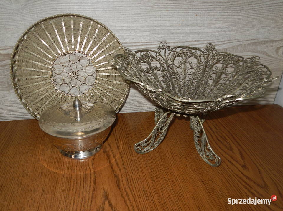 Zestaw ozdobnych pater