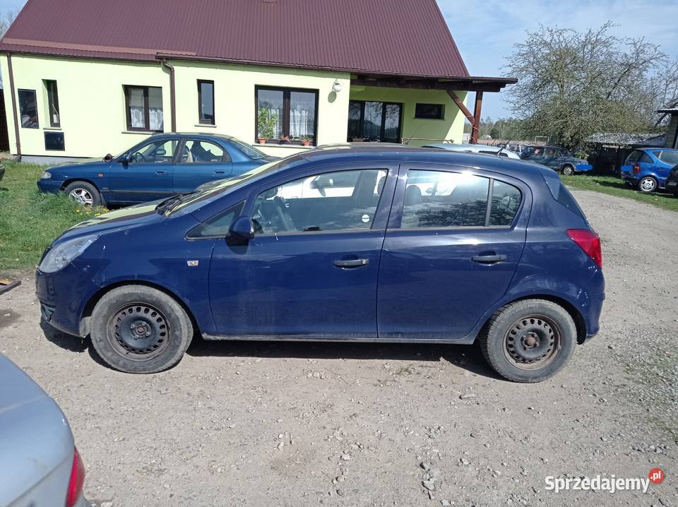 Opel Corsa 10 44 kW 2009 r dawca części wielkopolskie
