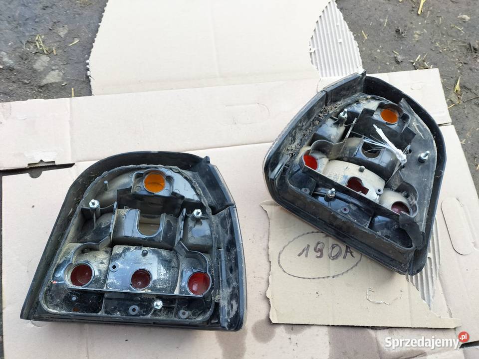 GOLF 3 MK3 LAMPY LAMPA TYŁ TYLNA LEWA PRAWA osobowe Oświetlenie