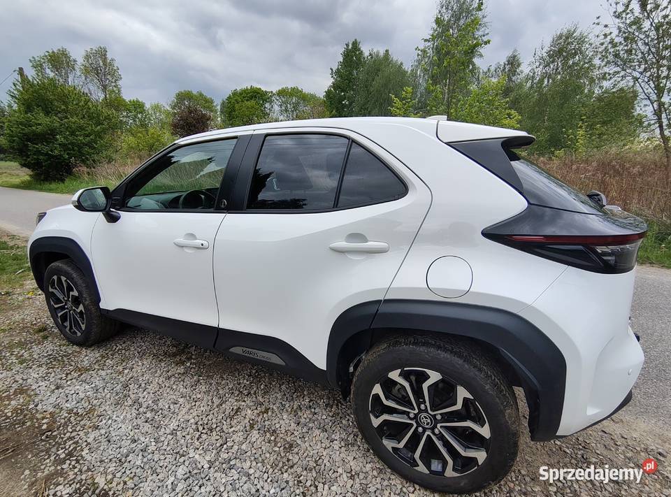 Toyota Yaris Cross Hybryda 2022 1 właściciel mazowieckie Leszno sprzedam