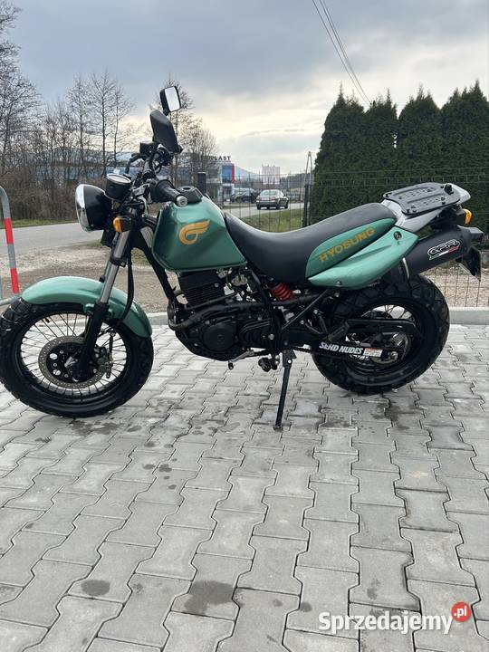 Motocykl hyosung karion RT125 nieuszkodzony Wiśniowa sprzedam