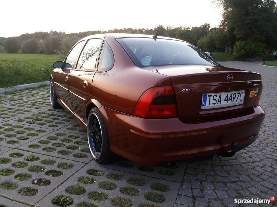 Opel vectra b polift 20 16v bogate wyposażenie immobilizer Sandomierz