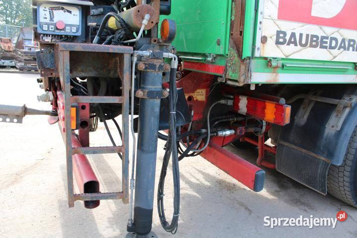 Ciezarowy skrzynia z dzwigiem Napęd tylna oś Warszawa