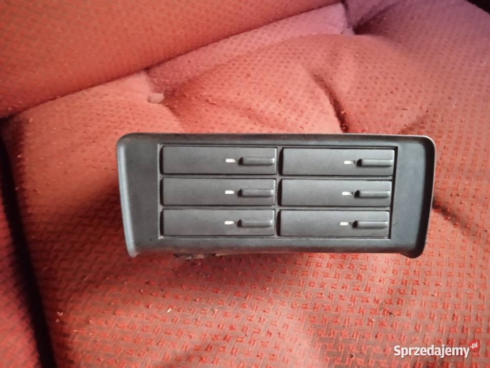 VW Golf III Vento schowek na kasety 1H1864117C Przemyśl sprzedam