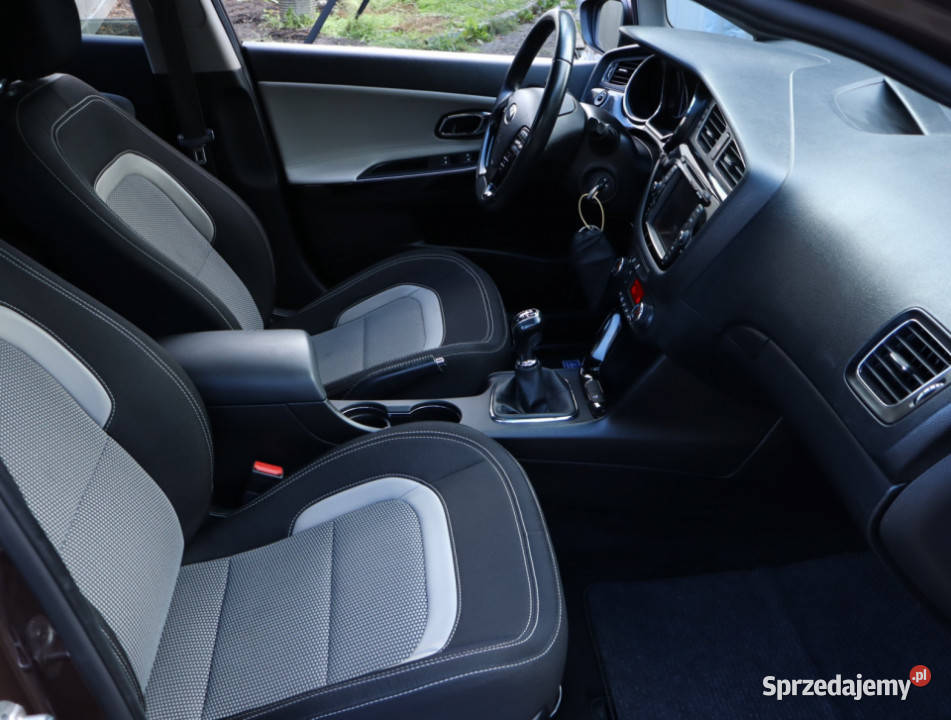 Kia Ceed 16 GDI gniazdo USB Piaseczno